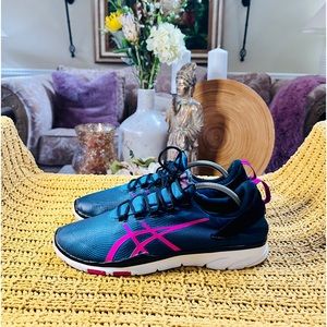 Asics Womens size 11 Training Shoes SANA 2 T S561N Blue Pink Lightweight